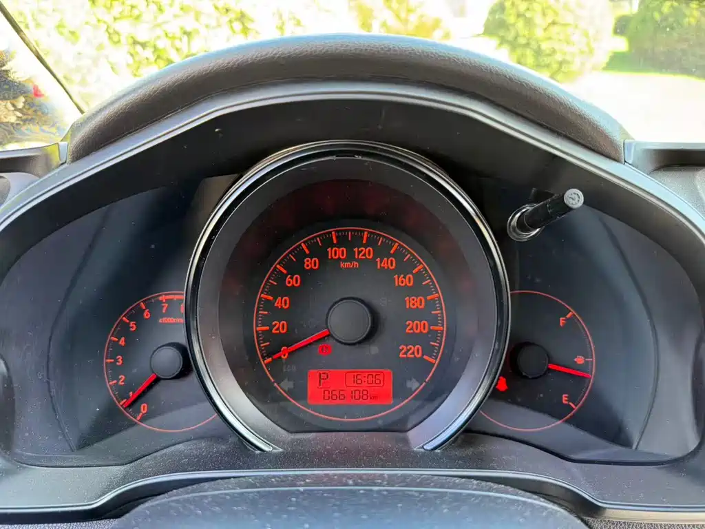 Honda Fit — миниатюра 20