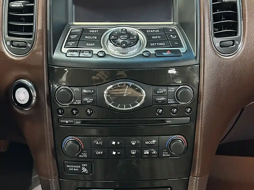Infiniti QX50 — миниатюра 24