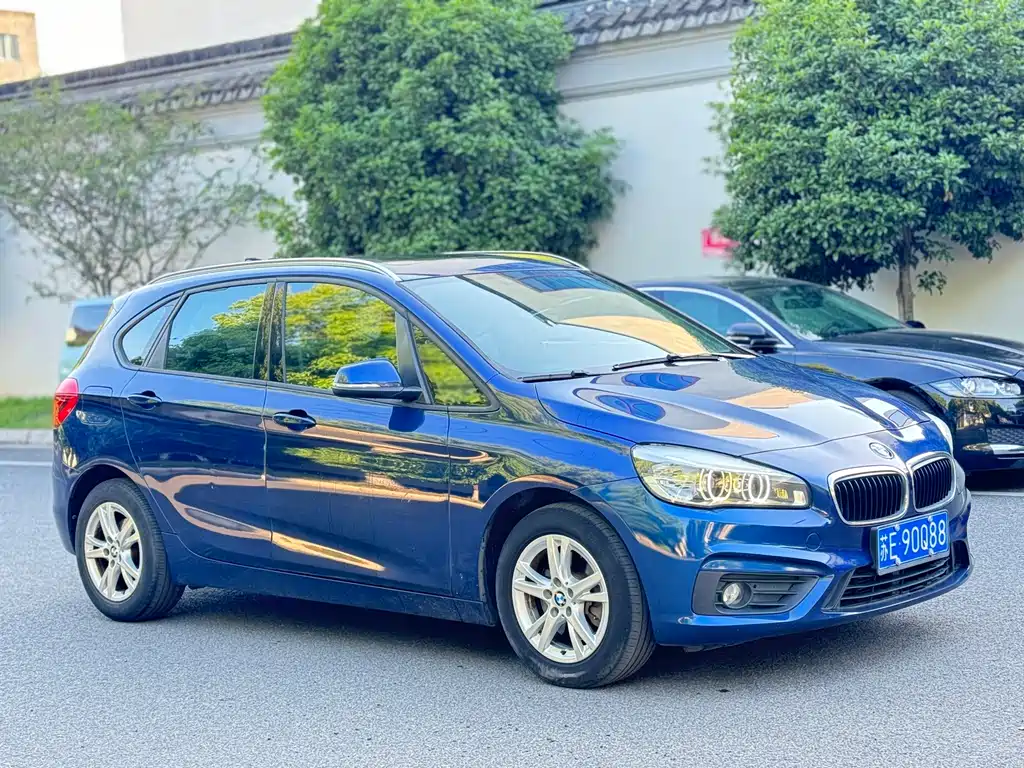 BMW 2 серии 2 2016 218i Lead