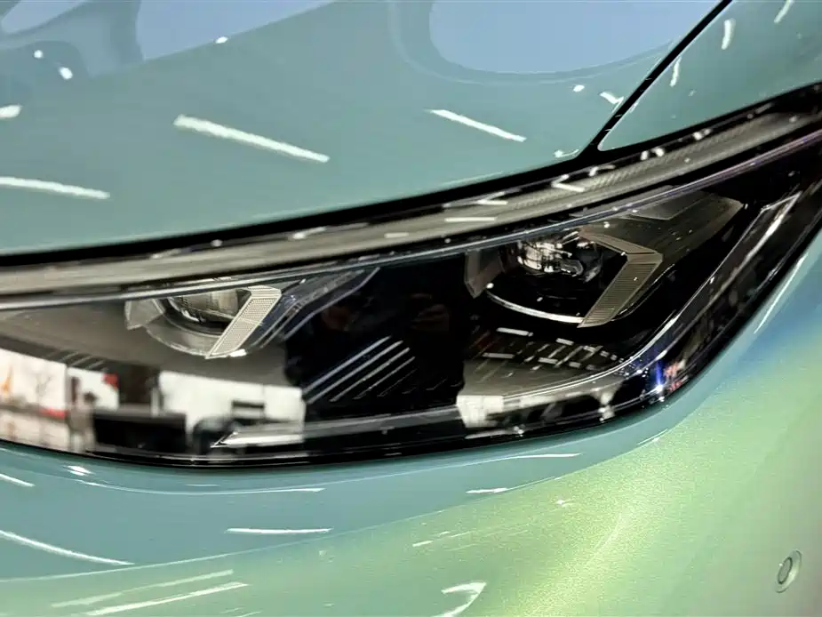Volkswagen Passat 2025 Pro 380TSI