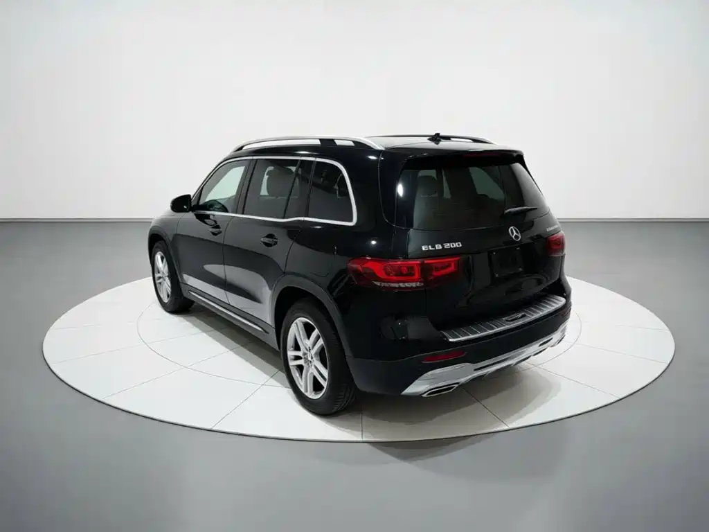 Mercedes-Benz GLB — миниатюра 4