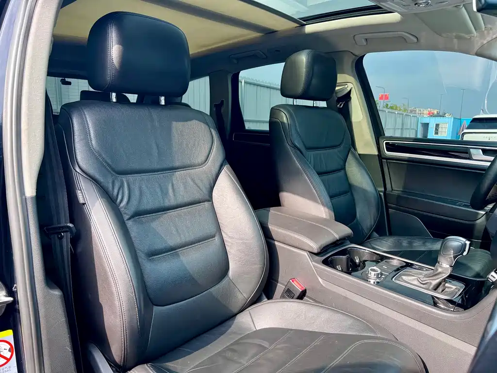 Volkswagen Touareg — миниатюра 17