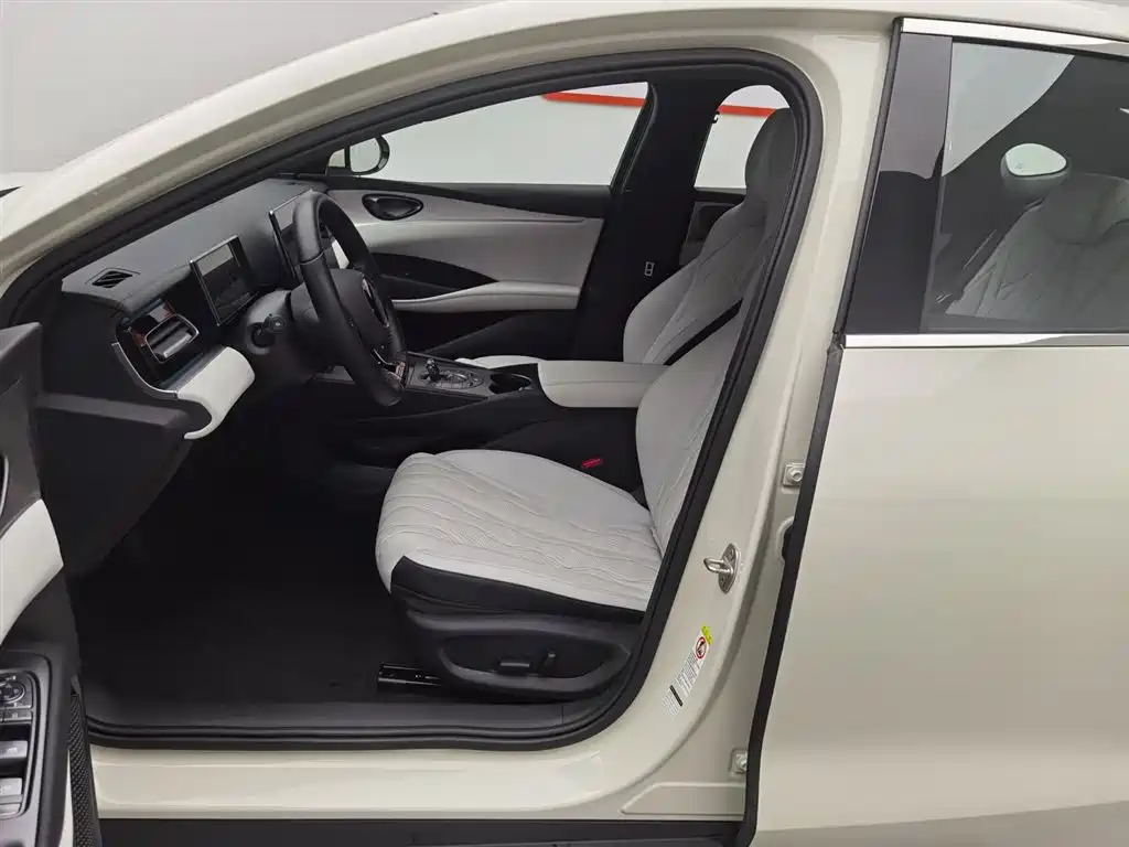 BYD SEAL 06 NEW ENERGY