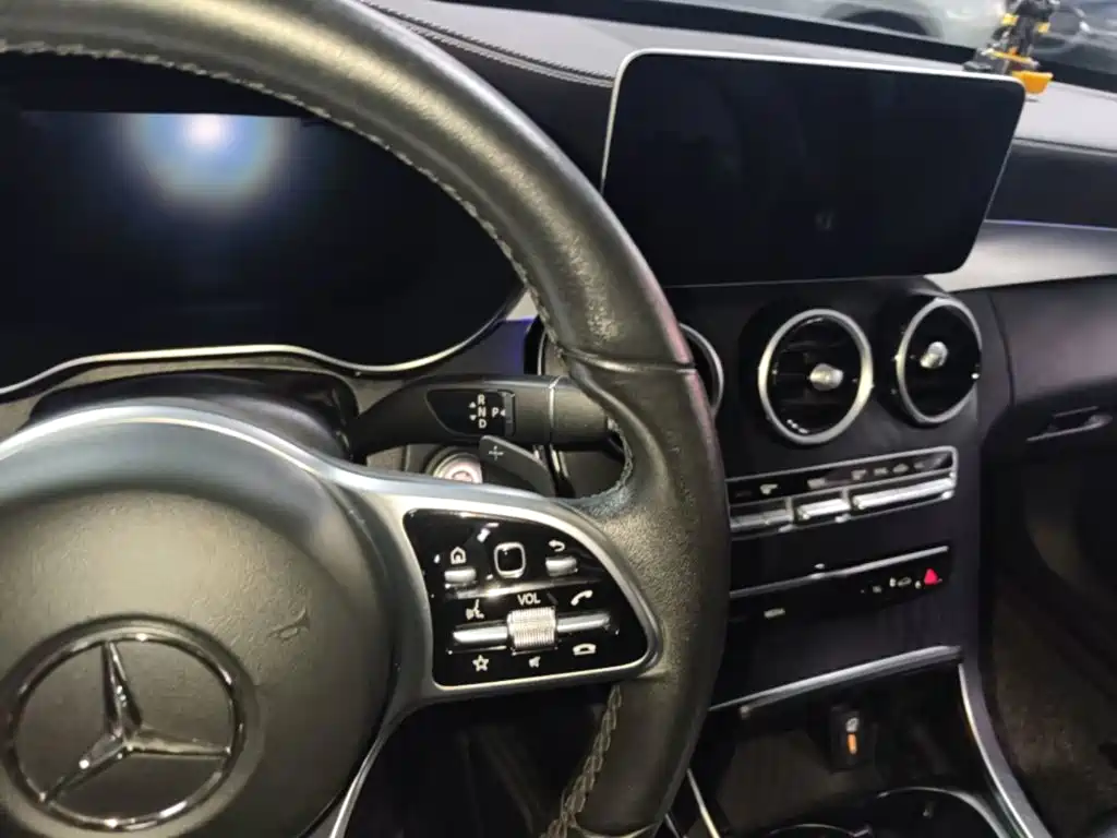 Mercedes-Benz C-Class — миниатюра 14