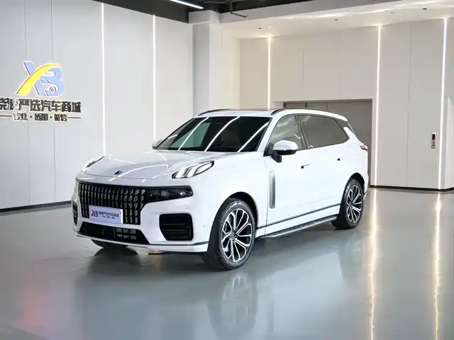LYNK  &CO. 09 EM P 2023