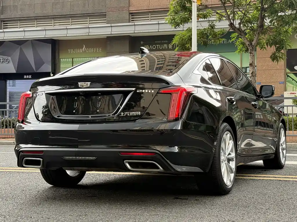 Cadillac CT5 — миниатюра 5