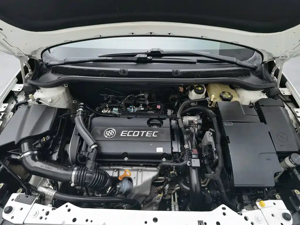 Buick Excelle — миниатюра 6