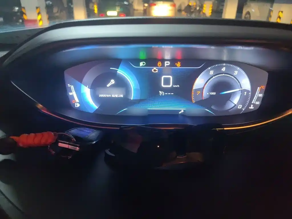 Peugeot 4008 — миниатюра 4