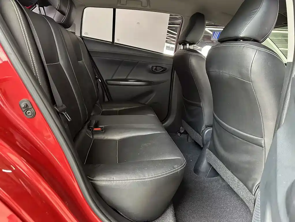 Toyota Vios FS — миниатюра 13