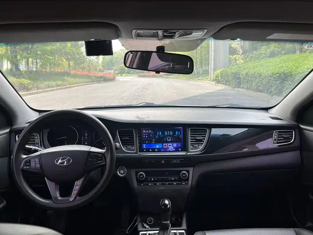 Hyundai Mistra 2014 1.8L AT Luxury DLX