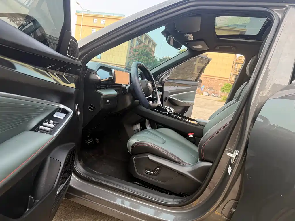 Geely Boyue — миниатюра 20