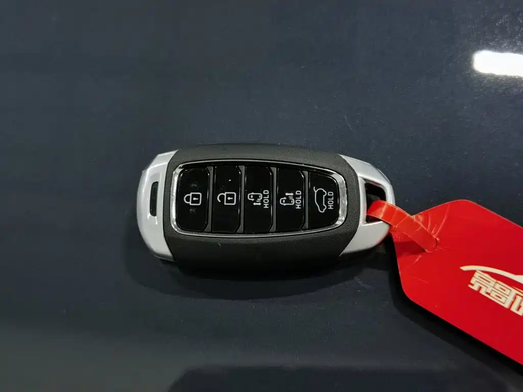 Hyundai Custo — миниатюра 19