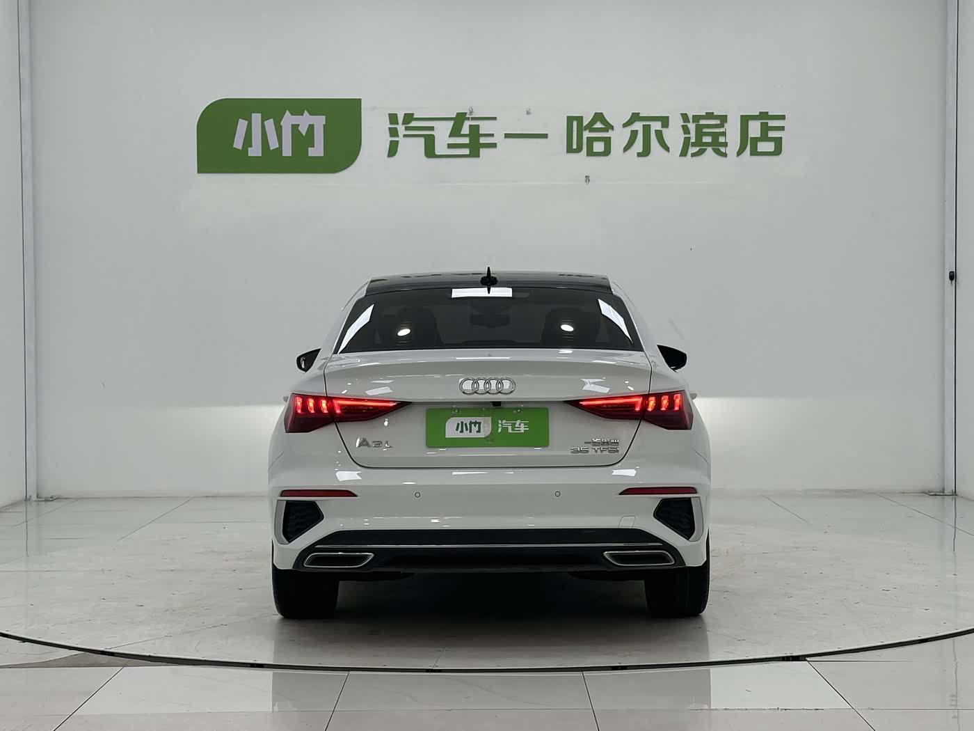 Audi A3 1.4 л 2023 г. Белый, пробег 34000 км