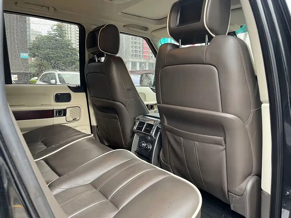 Land Rover Range Rover — миниатюра 7