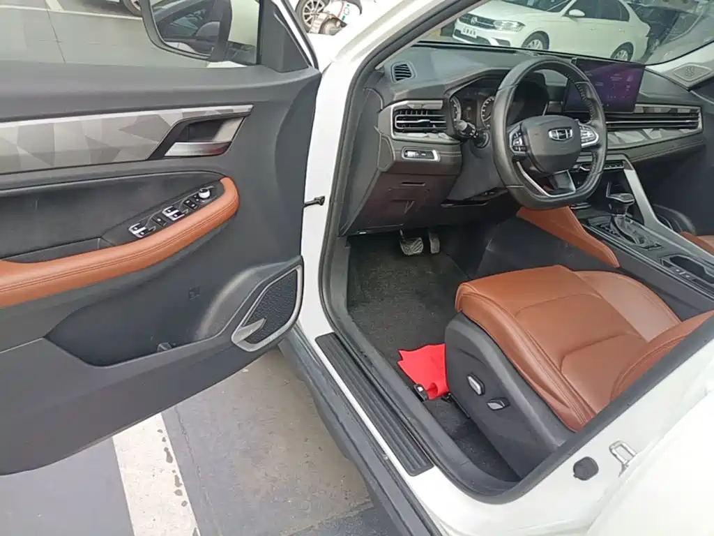Geely Vision X6 — миниатюра 16