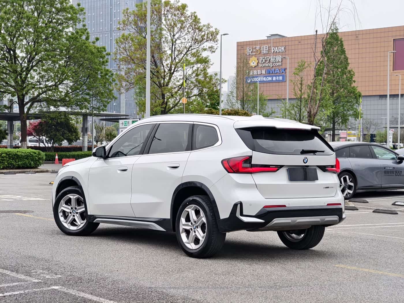 BMW X1 1.5 л 2023 г. Белый, пробег 28000 км