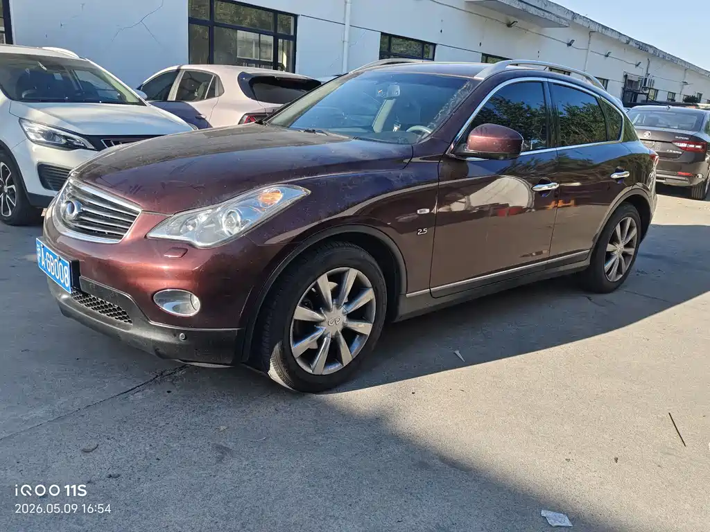 Infiniti QX50 (Import) 2014