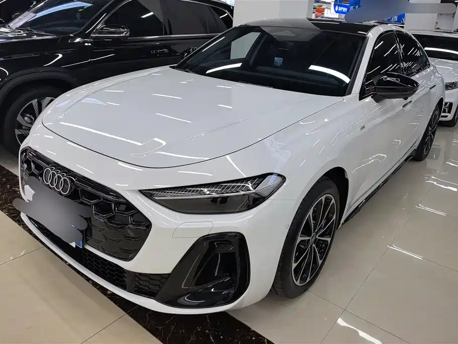 Купить Audi 奥迪A5L