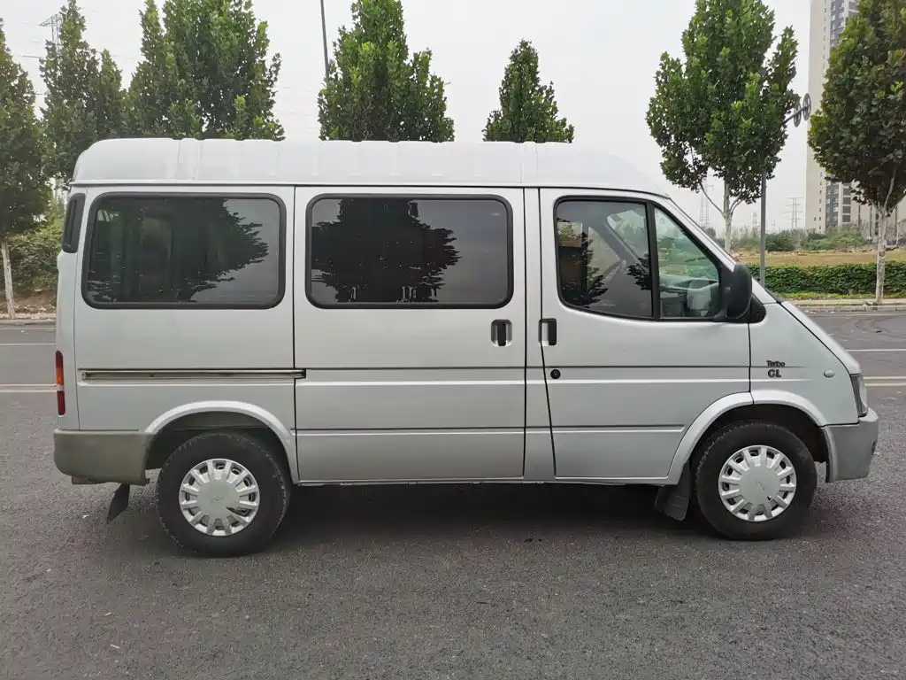 Ford Transit Classic — миниатюра 23