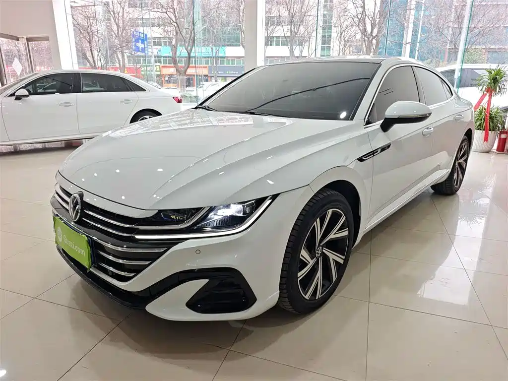 Volkswagen FAW - Passat CC CC 2025 330TSI