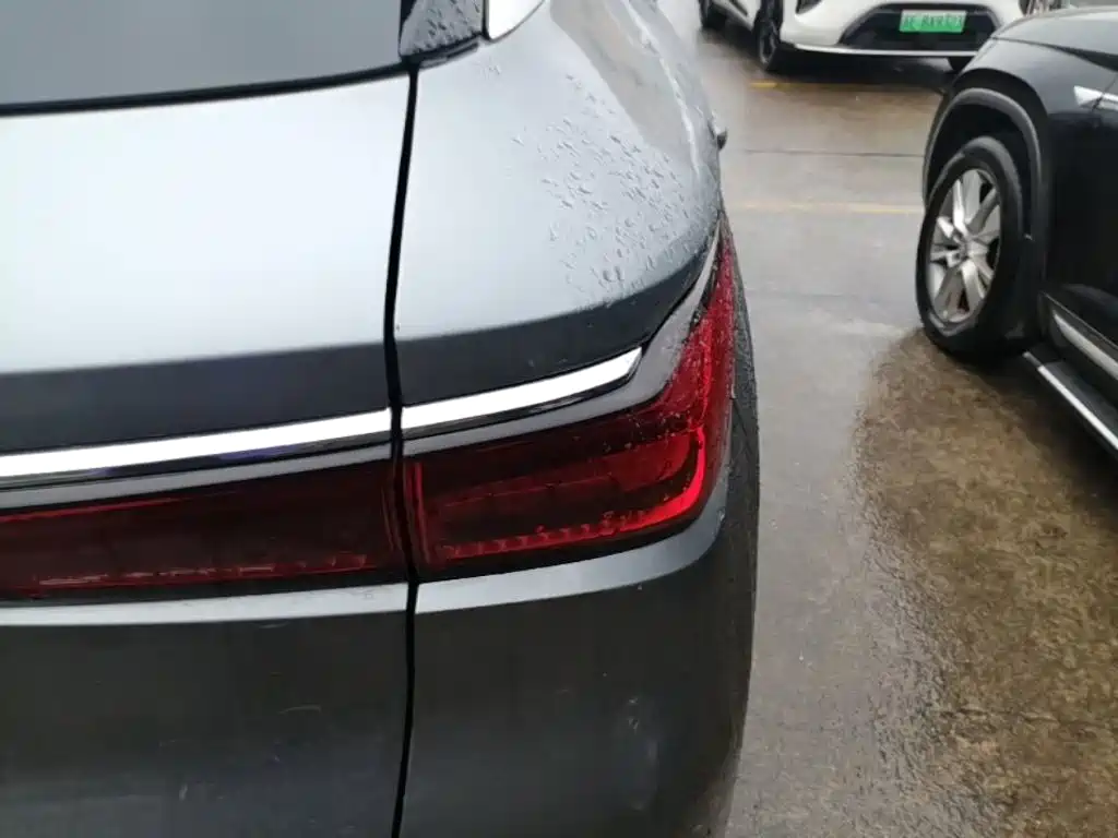BYD Yuan Plus — миниатюра 8