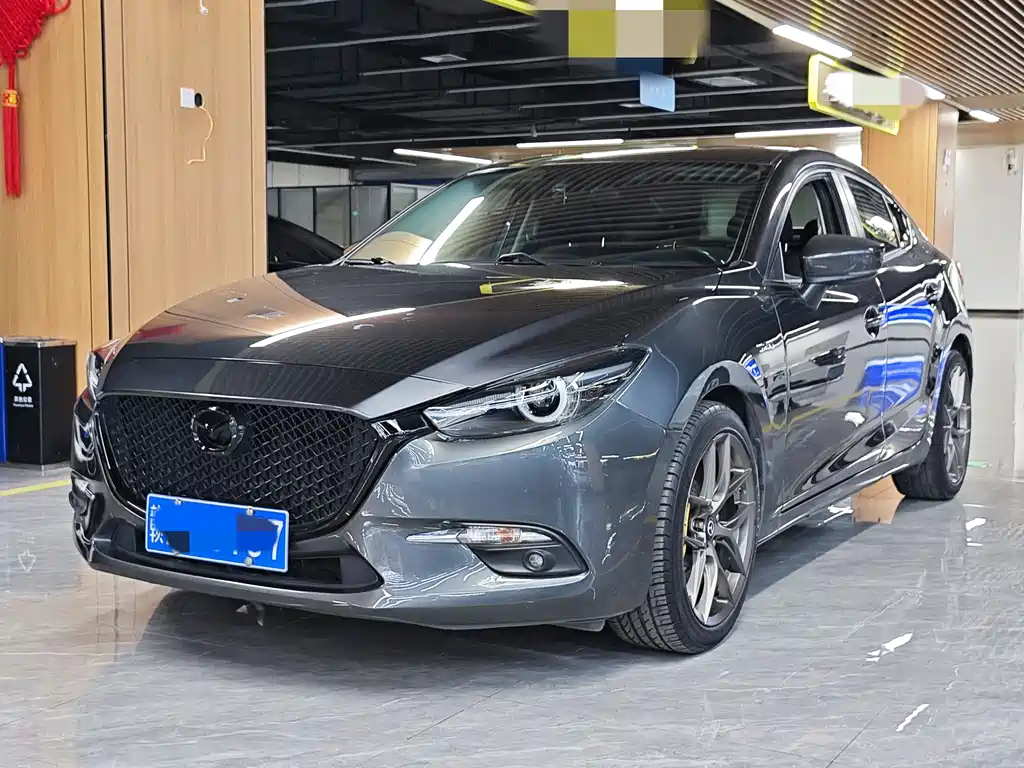 Mazda 3 Axela 2018