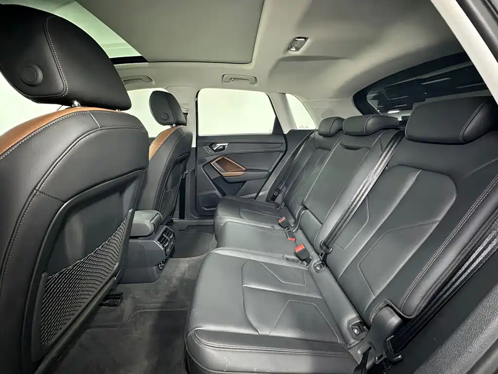 Audi Q3 — миниатюра 13