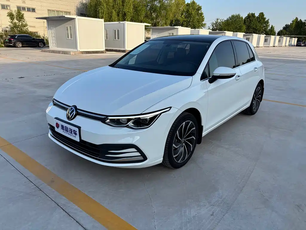 Volkswagen Golf 2022