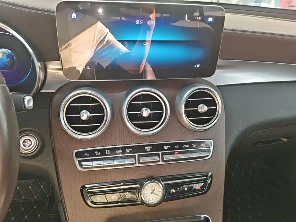Mercedes-Benz GLC — миниатюра 13