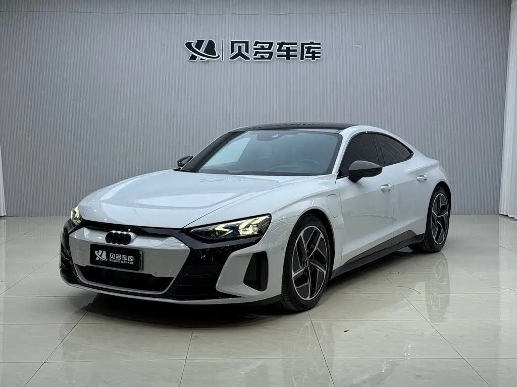 Audi RS e-tron GT 2023