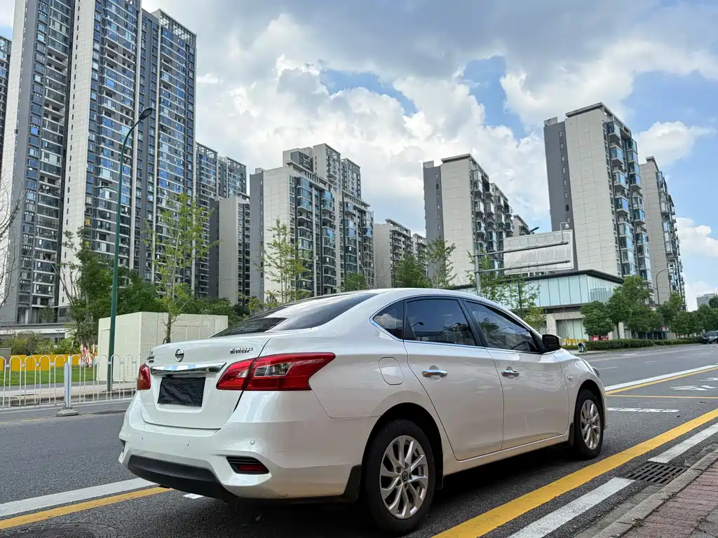 Nissan Sylphy — миниатюра 9