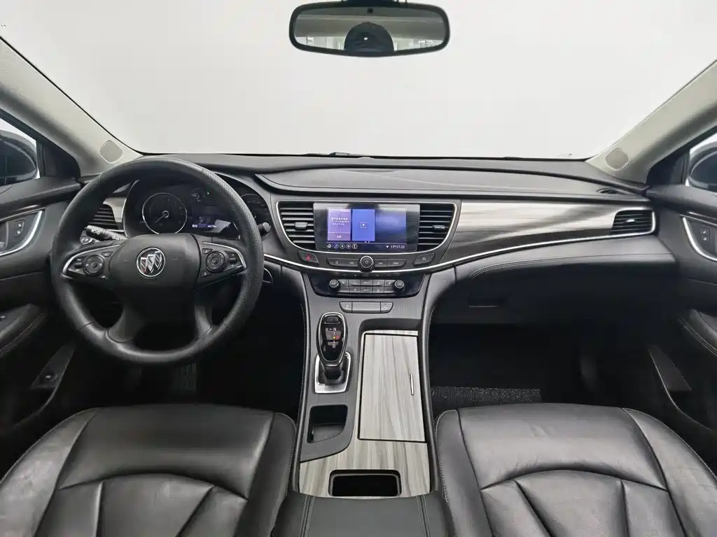 Buick LaCrosse — миниатюра 5