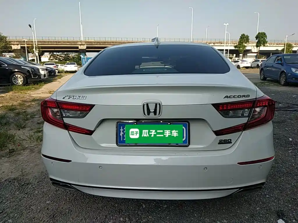 Honda Accord — миниатюра 6