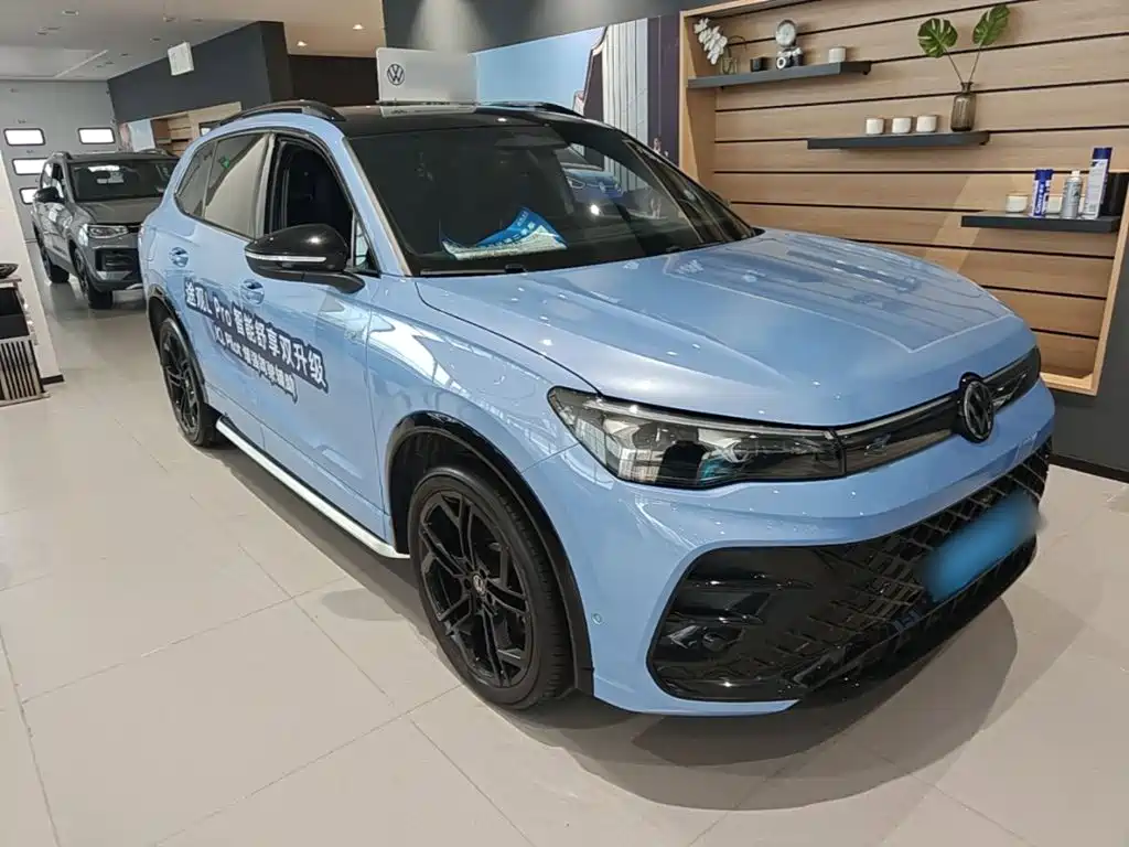 Volkswagen Tiguan L — миниатюра 4