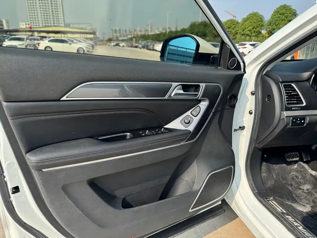 Haval H6 Coupe — миниатюра 12