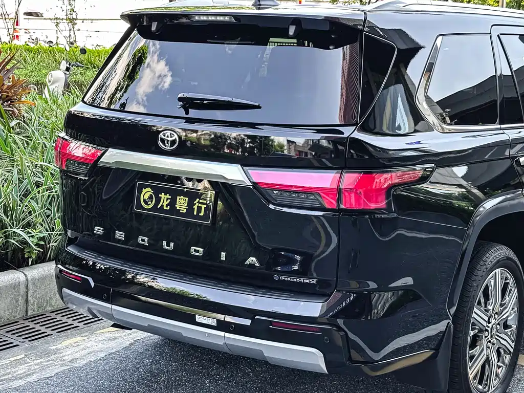 Toyota Sequoia 2025 3.4T AT