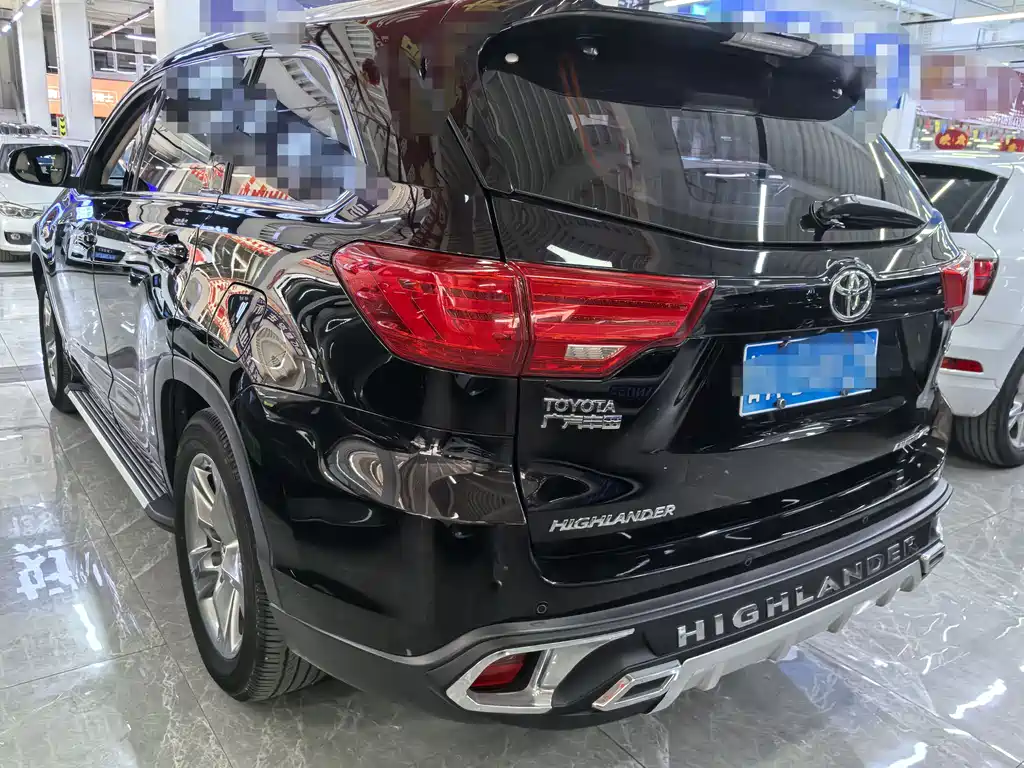 Toyota Highlander 2017 2.0T 7 мест