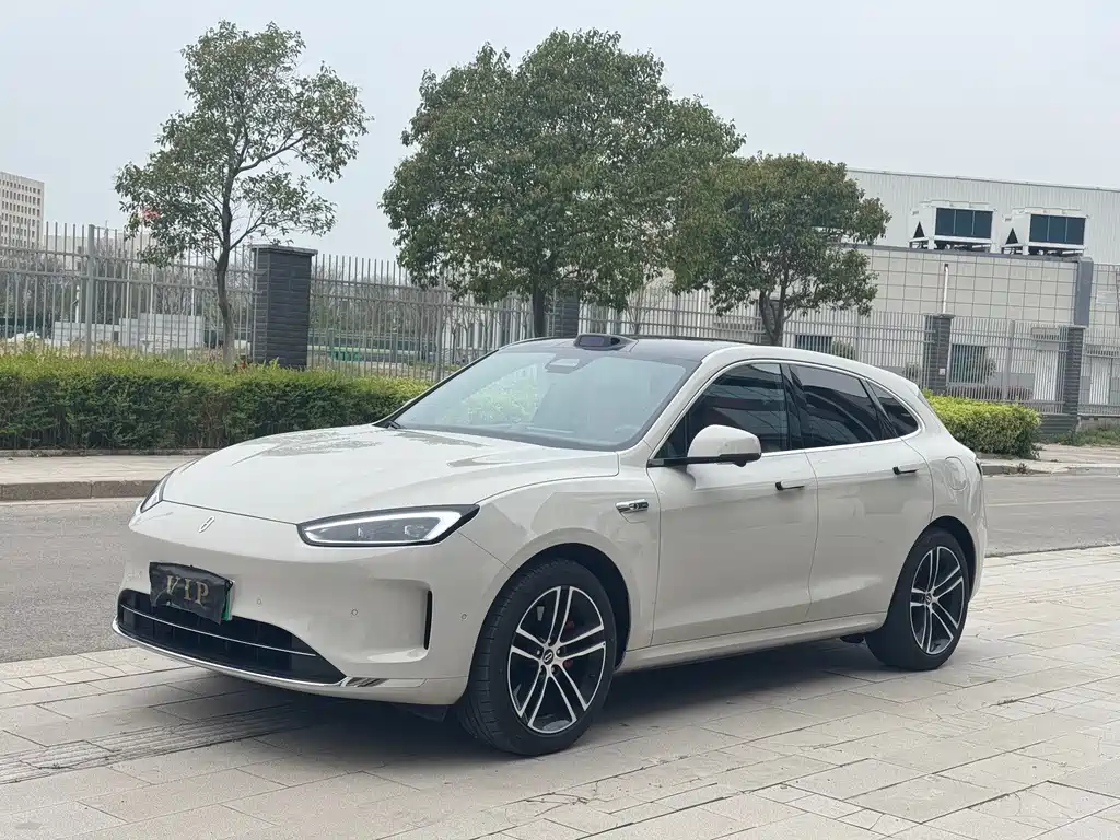 Aito 问界 AITO M5 2025