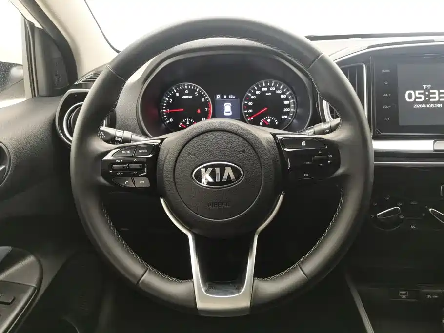 Kia KX1 — миниатюра 15