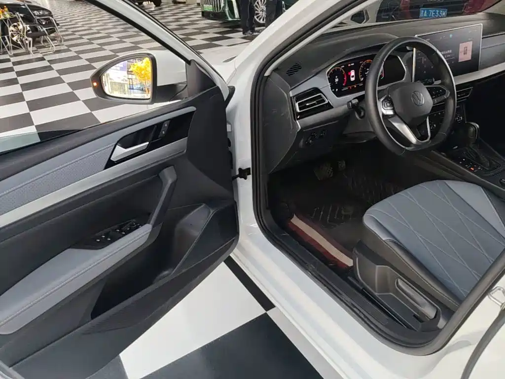 Volkswagen Lavida — миниатюра 16