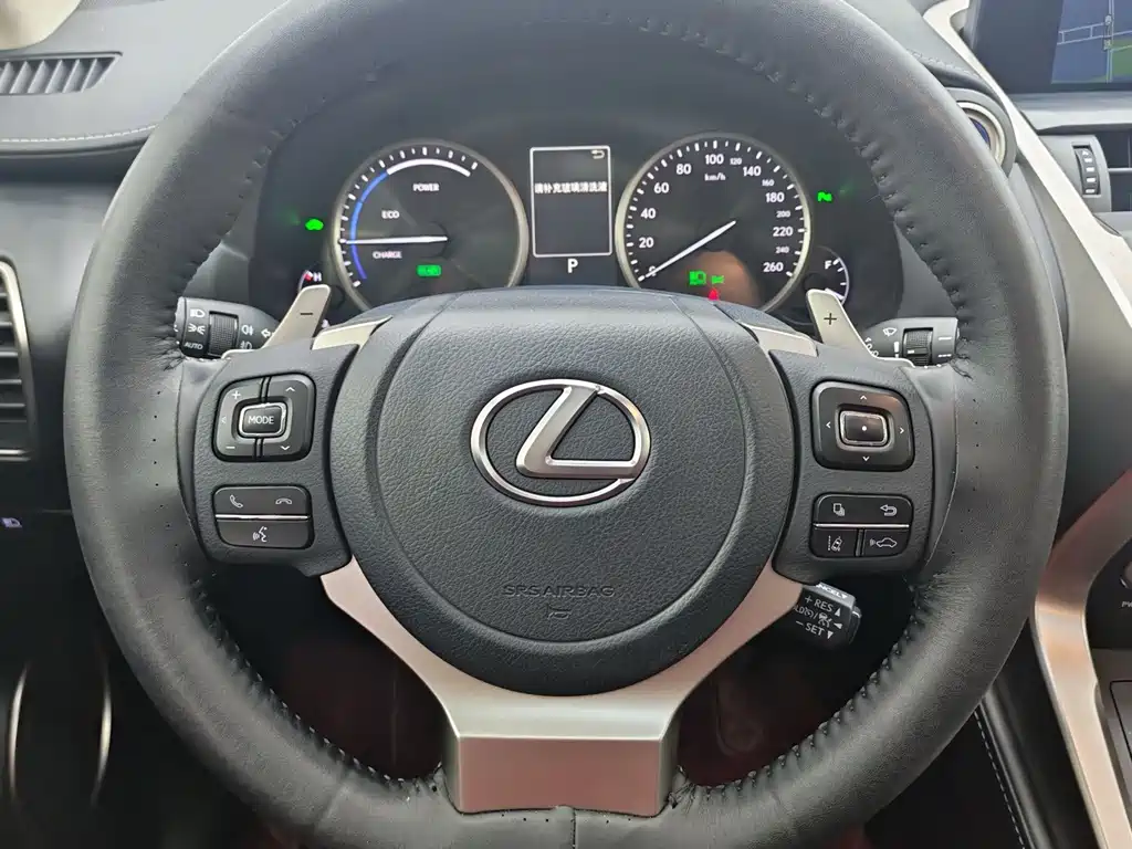 Lexus NX — миниатюра 12