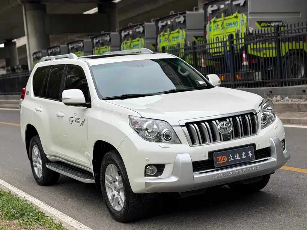 Toyota Land Cruiser Prado 2010 4.0L AT VX