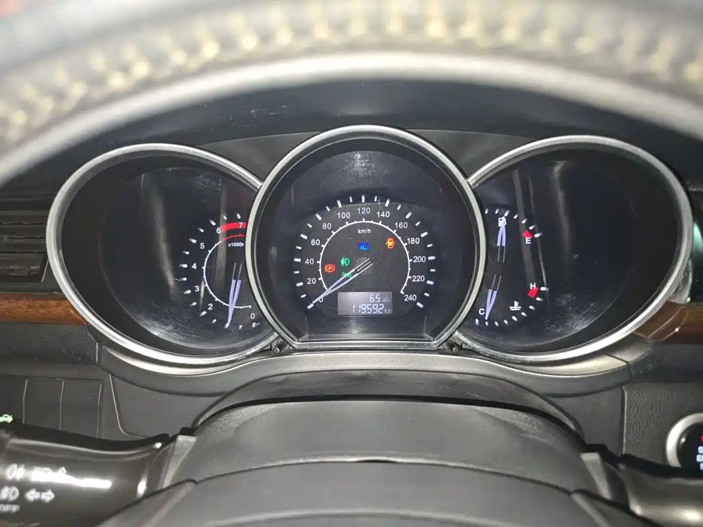 Zotye Zotye Z500 — миниатюра 12
