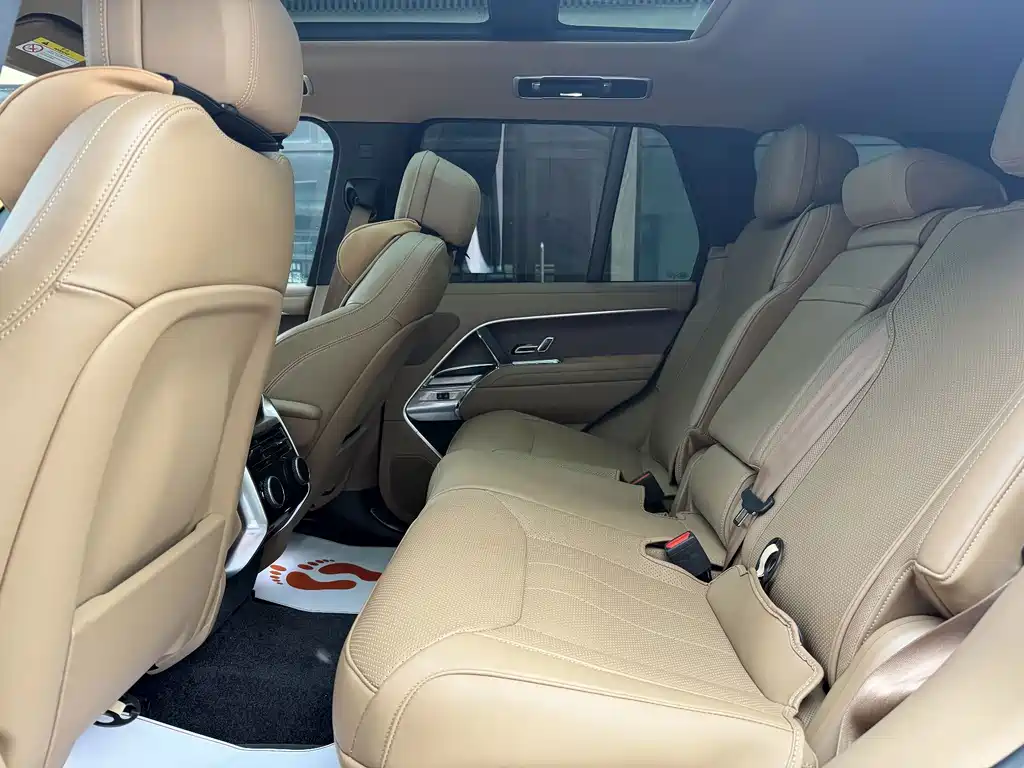 Land Rover Range Rover — миниатюра 12