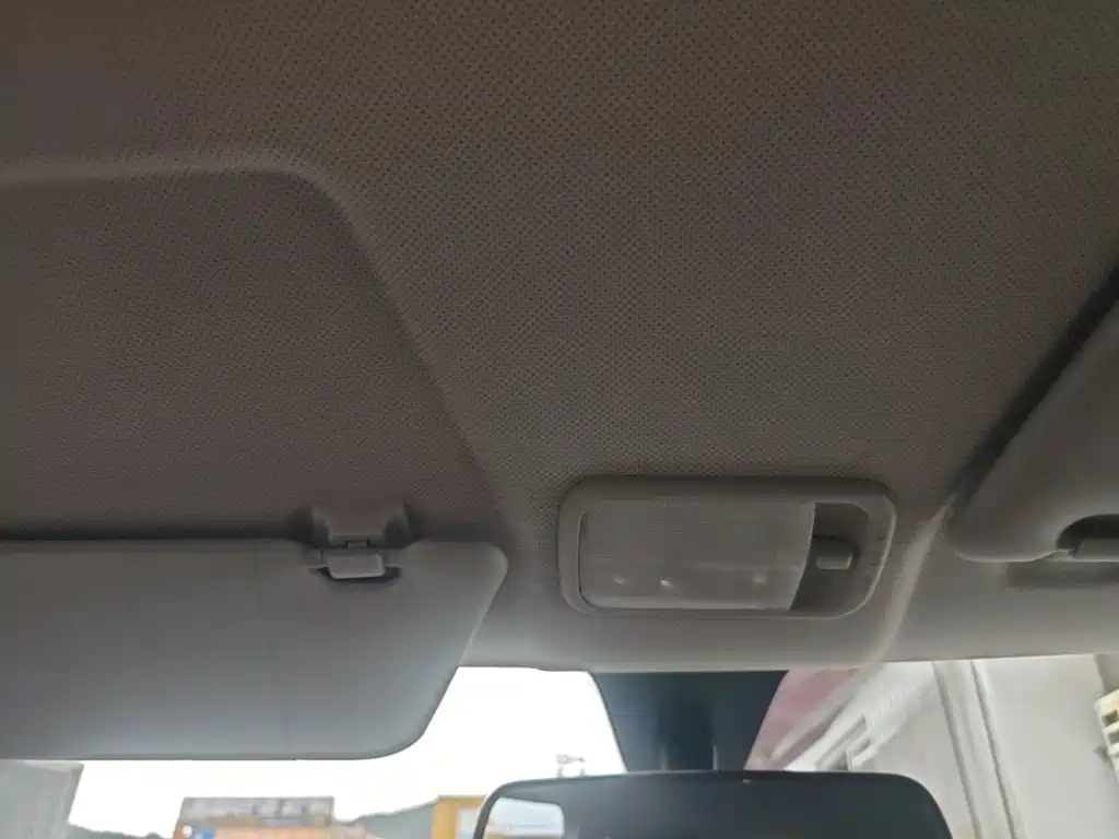 Wuling MINIEV — миниатюра 18
