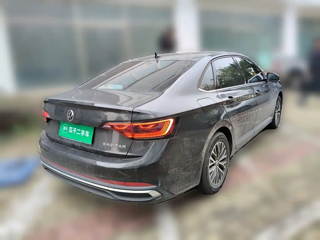Volkswagen Sagitar — миниатюра 4