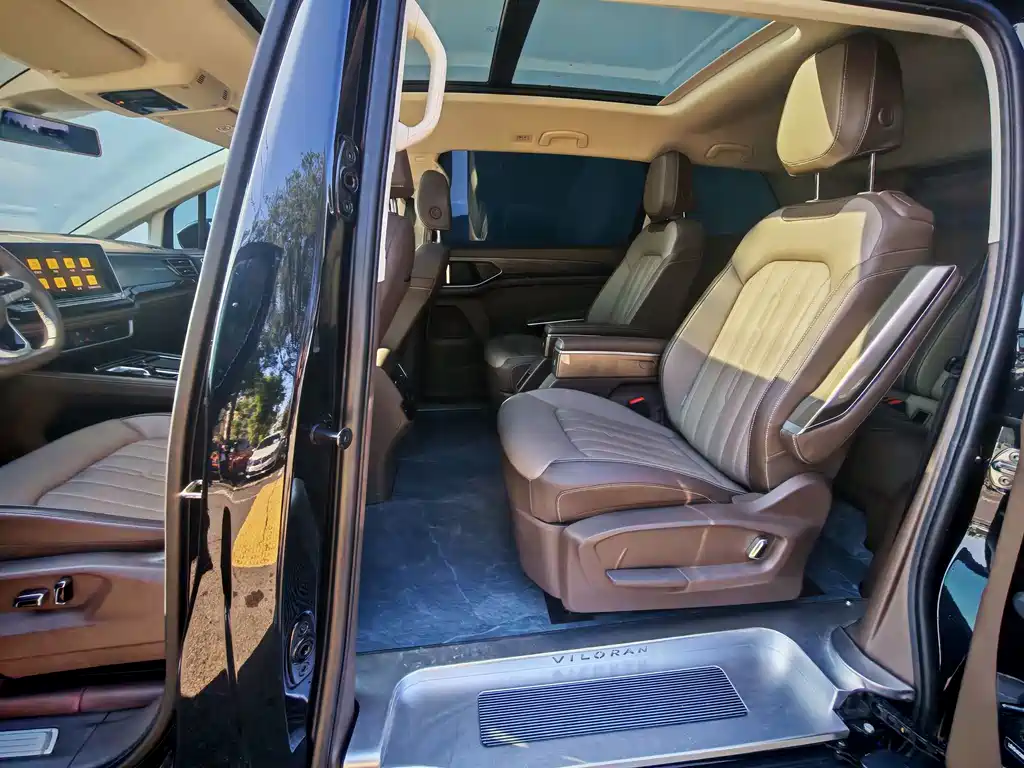 Volkswagen Viloran — миниатюра 8