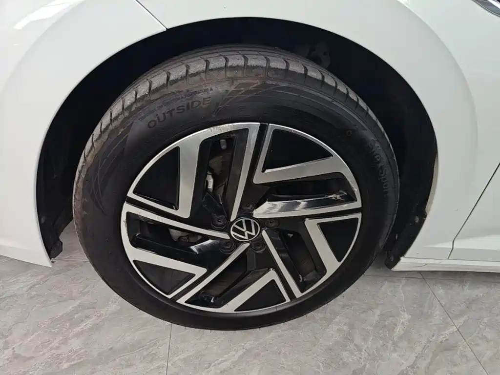 Volkswagen Sagitar — миниатюра 23