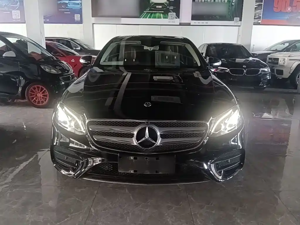 Mercedes-Benz E-Class — миниатюра 3