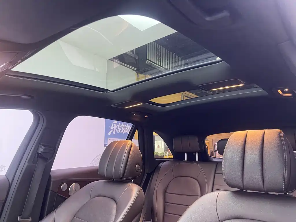 Mercedes-Benz GLC — миниатюра 16